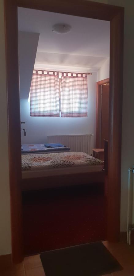 Klet Jana Bed and Breakfast Jastrebarsko Eksteriør billede
