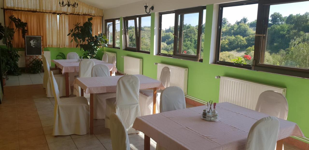 Klet Jana Bed and Breakfast Jastrebarsko Eksteriør billede
